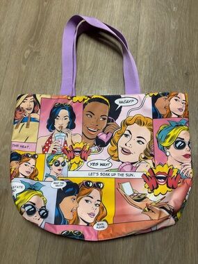 Estée Lauder Harper’s Bazaar Tote Bag Makeup | Harper’s bazaar, Estee